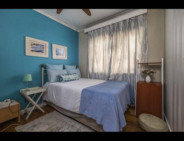 10 BEDROOM HOUSE FOR SALE IN SEA VIEW